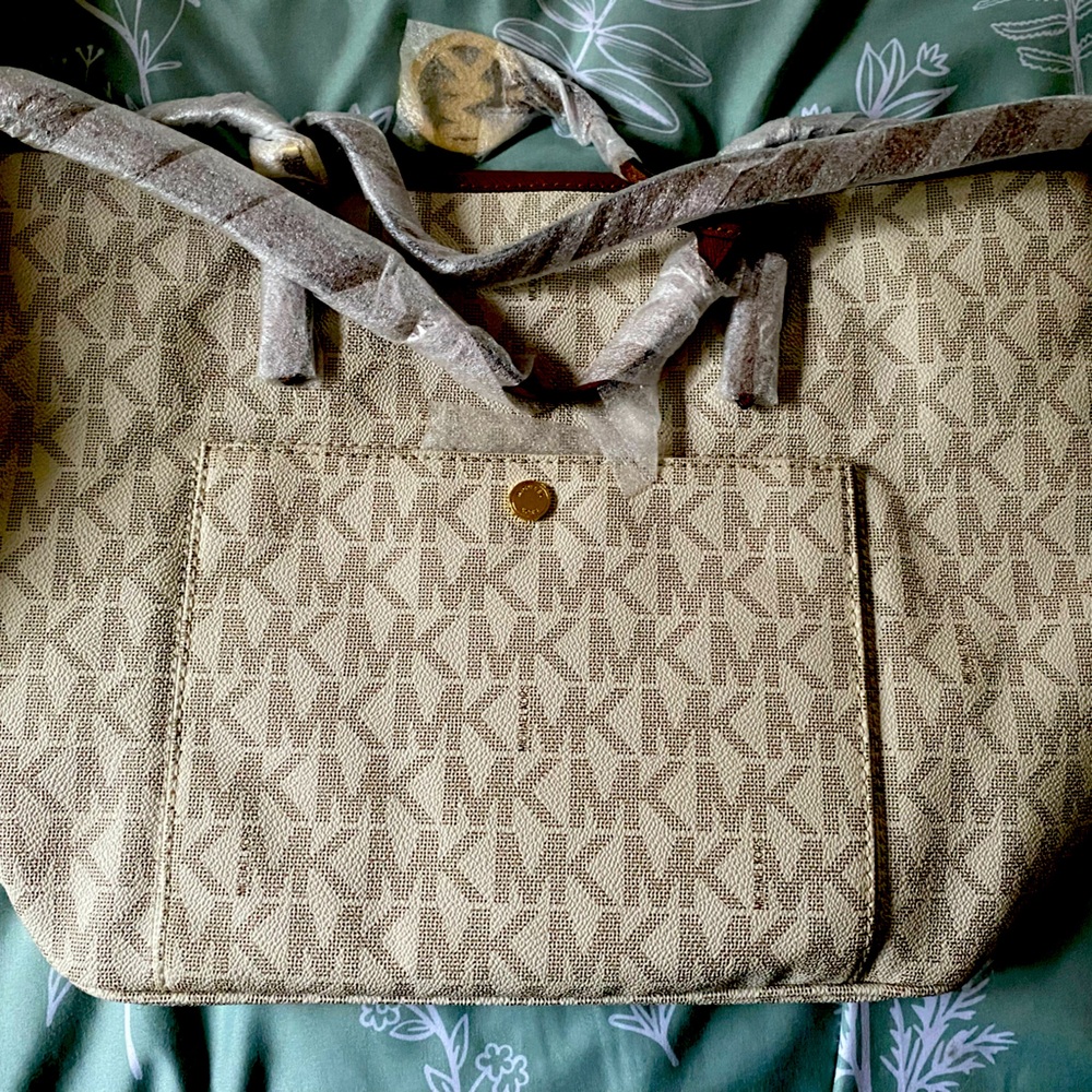MK bag brand new n